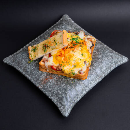 Toast Avocado with Poached eggs