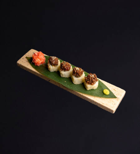 CRISPY BEEF MAKI | 4pcs/order